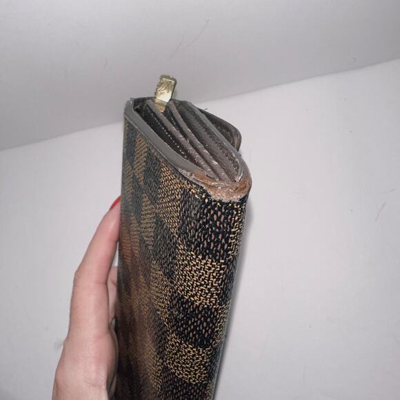 Authentic Louis Vuitton Damier Ebene Sarah Bifold Long Wallet - Picture 7 of 16